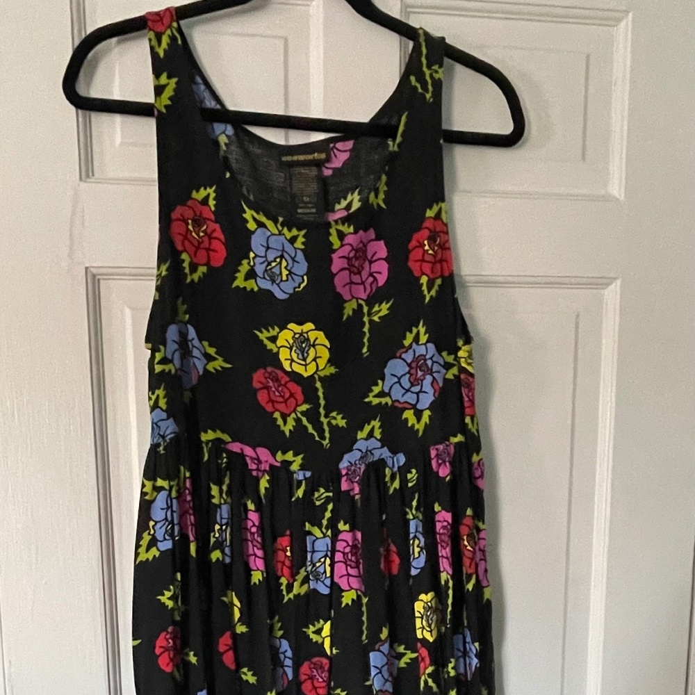Nooworks Naomi Black Floral Midi Dress
